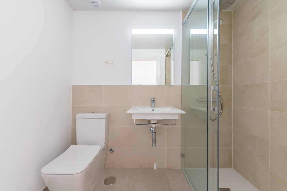 3 Bed Apartment for sale in Benalmadena Costa Del Sol, Málaga, Spain