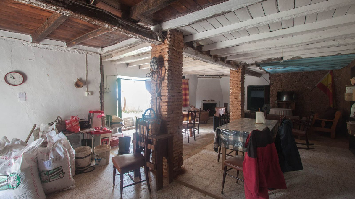 Se vende Finca - Cortijo de 3 dormitorios en Costa Del Sol, Málaga, España