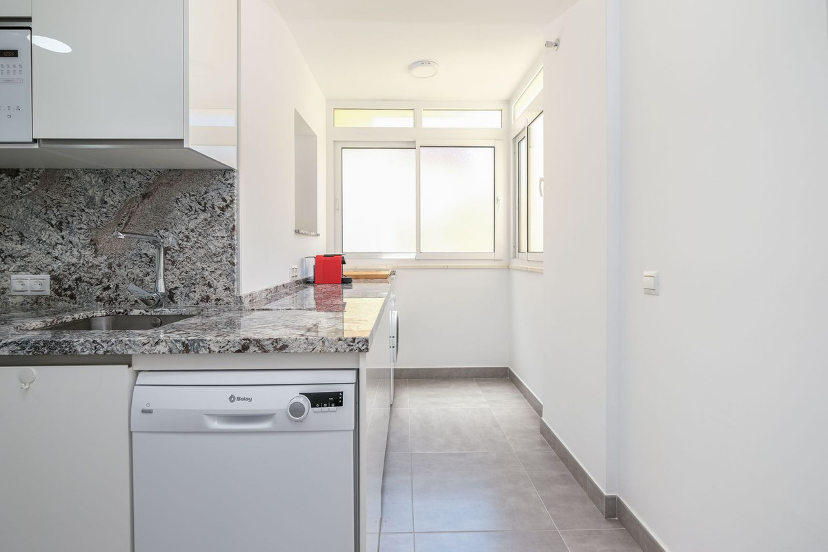 3 Bed Apartment for sale in Los Boliches Costa Del Sol, Málaga, Spain