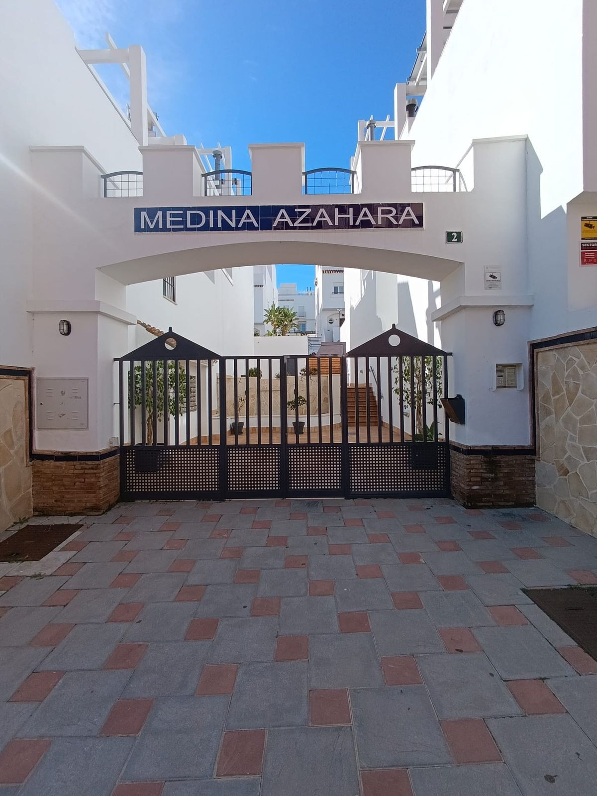 3 Bed Townhouse for sale in Fuengirola Costa Del Sol, Málaga, Spain