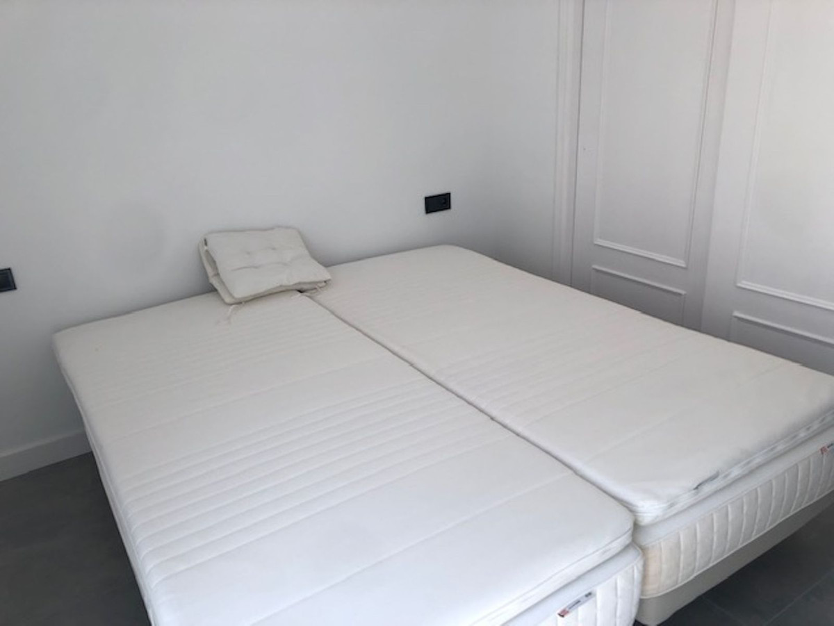 2 Bed Apartment for sale in Benahavís Costa Del Sol, Málaga, Spain