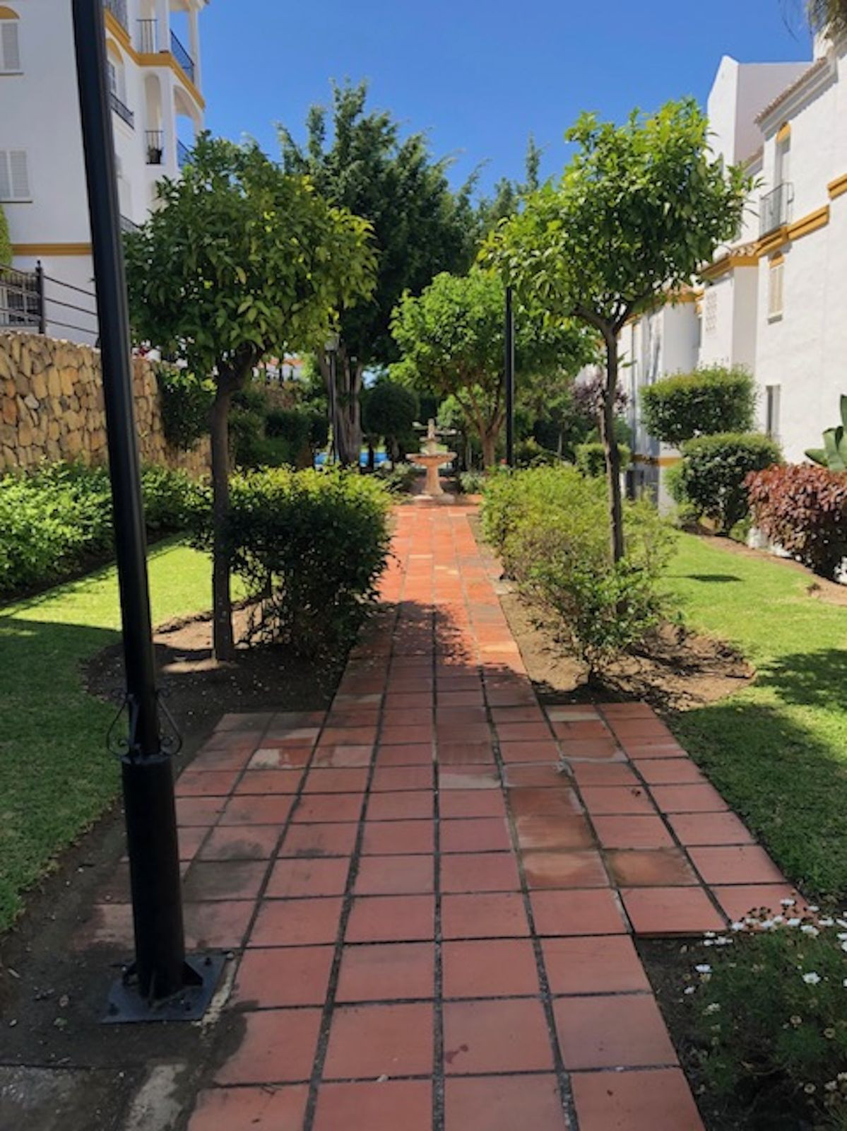 2 Bed Apartment for sale in Benahavís Costa Del Sol, Málaga, Spain