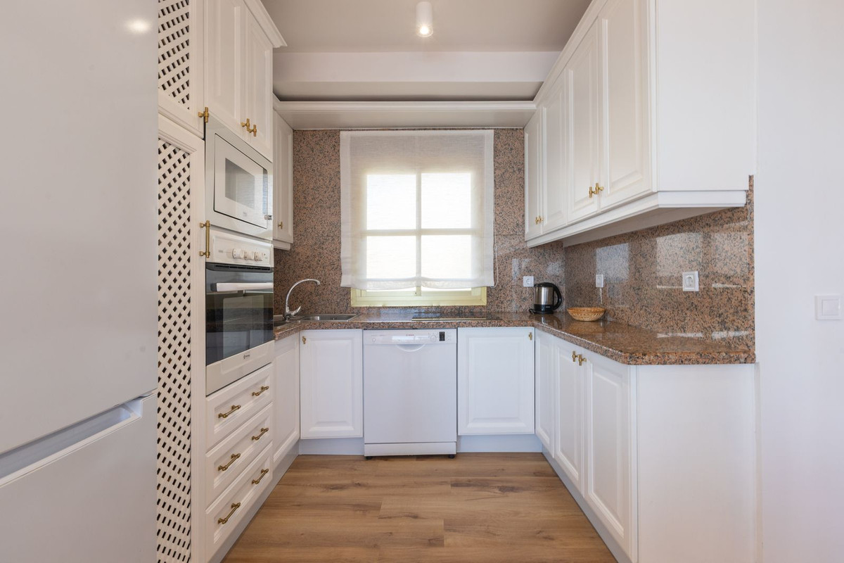 2 Bed Apartment for sale in Elviria Costa Del Sol, Málaga, Spain