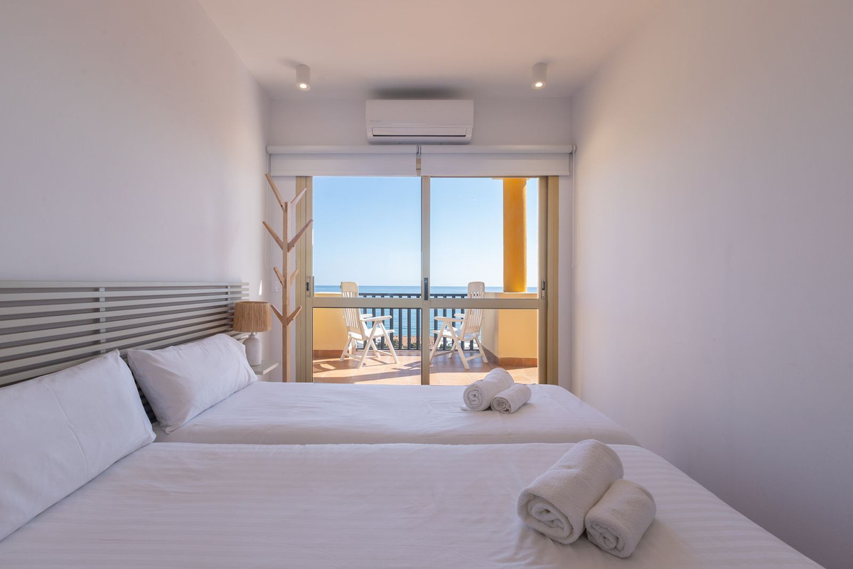 2 Bed Apartment for sale in Elviria Costa Del Sol, Málaga, Spain