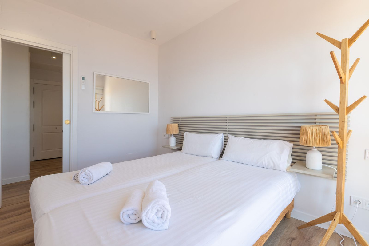 2 Bed Apartment for sale in Elviria Costa Del Sol, Málaga, Spain
