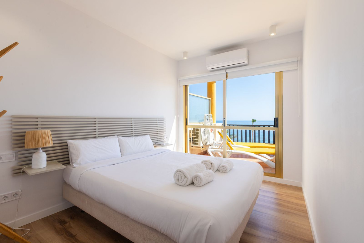 2 Bed Apartment for sale in Elviria Costa Del Sol, Málaga, Spain