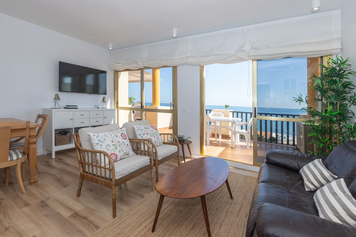 2 Bed Apartment for sale in Elviria Costa Del Sol, Málaga, Spain