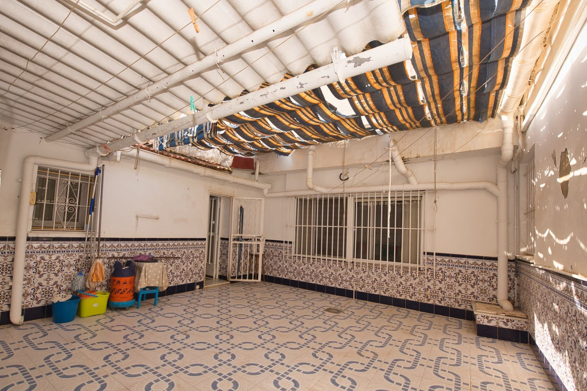 Se vende Villa - Chalet de 3 dormitorios en Costa Blanca, Alicante, España