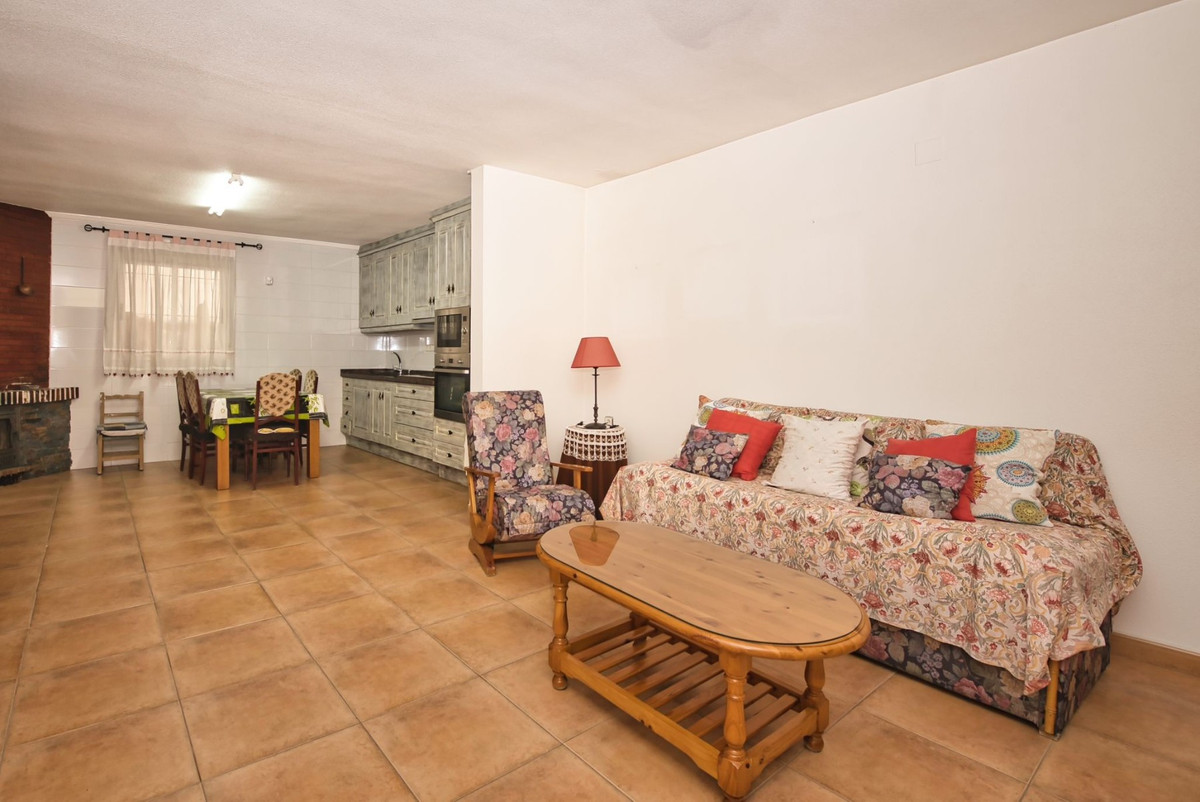 Se vende Villa - Chalet de 3 dormitorios en Costa Blanca, Alicante, España