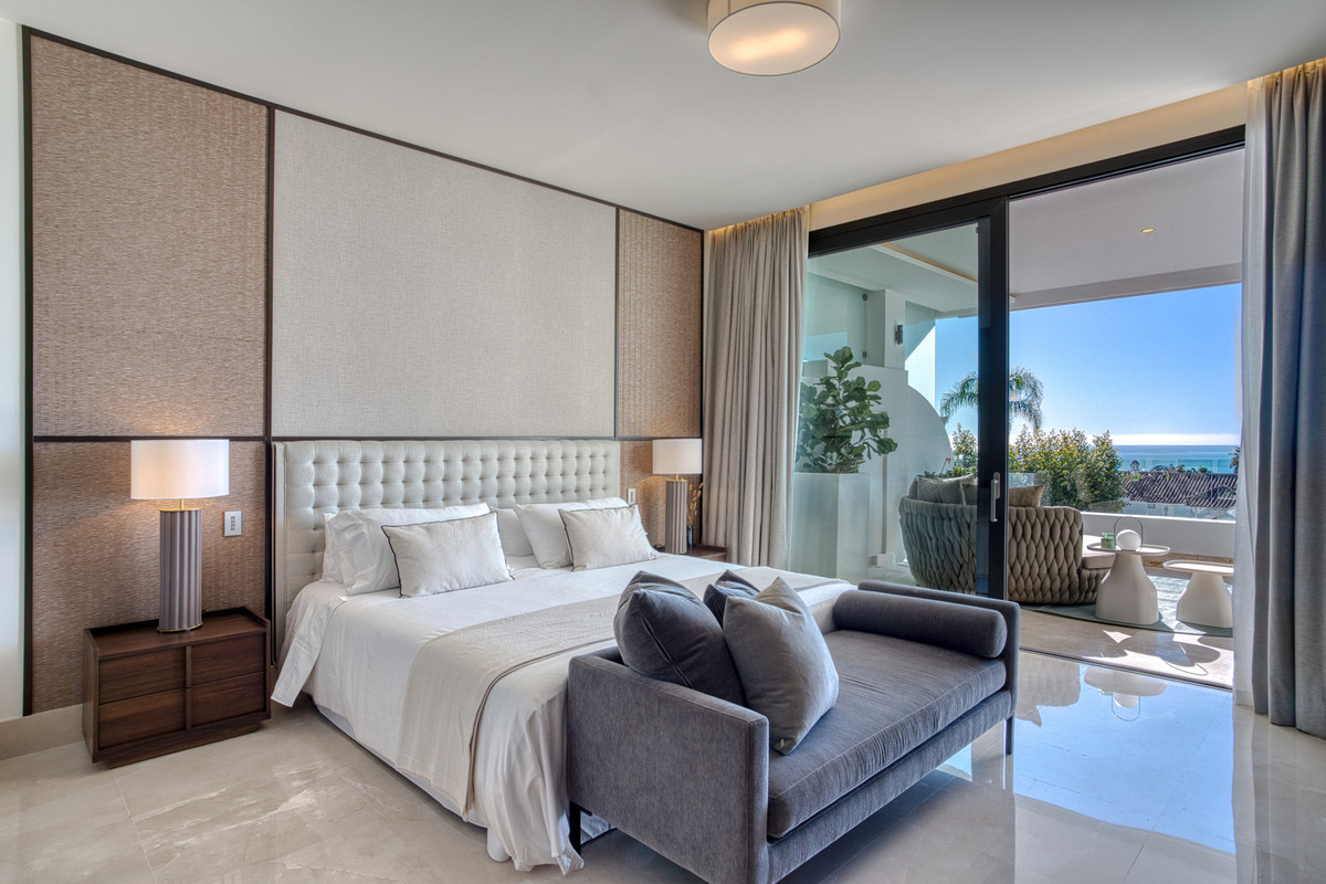 Se vende Apartamento Planta Baja de 4 dormitorios en Costa Del Sol, Málaga, España