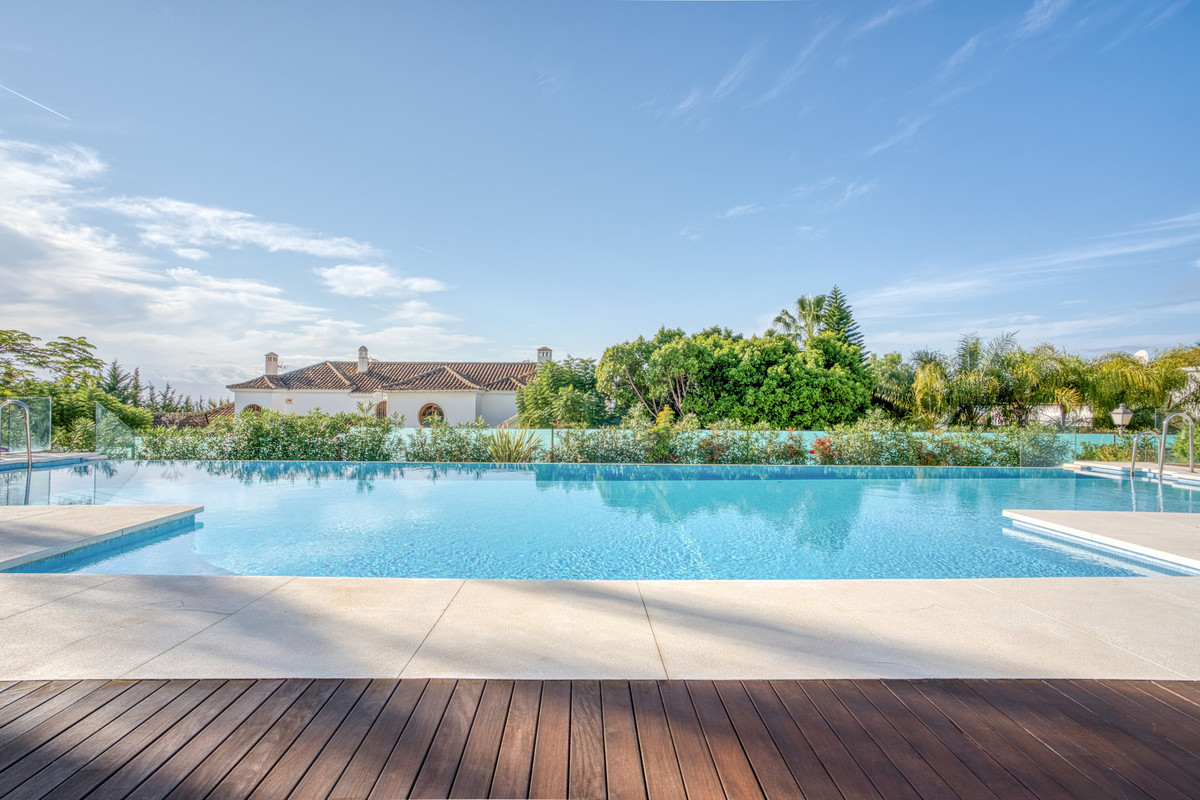 Se vende Apartamento Planta Baja de 4 dormitorios en Costa Del Sol, Málaga, España