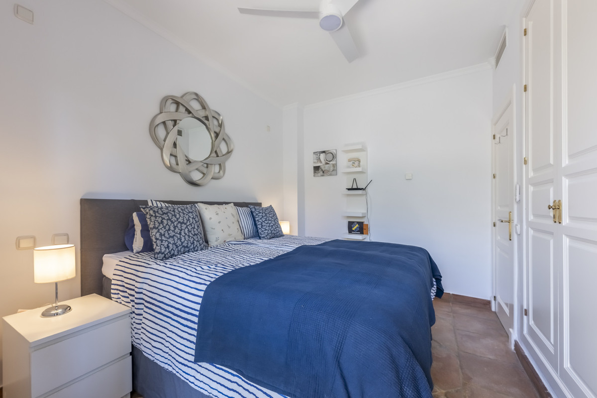 4 Bed Townhouse for sale in Benahavís Costa Del Sol, Málaga, Spain