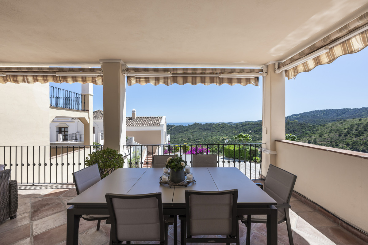 4 Bed Townhouse for sale in Benahavís Costa Del Sol, Málaga, Spain