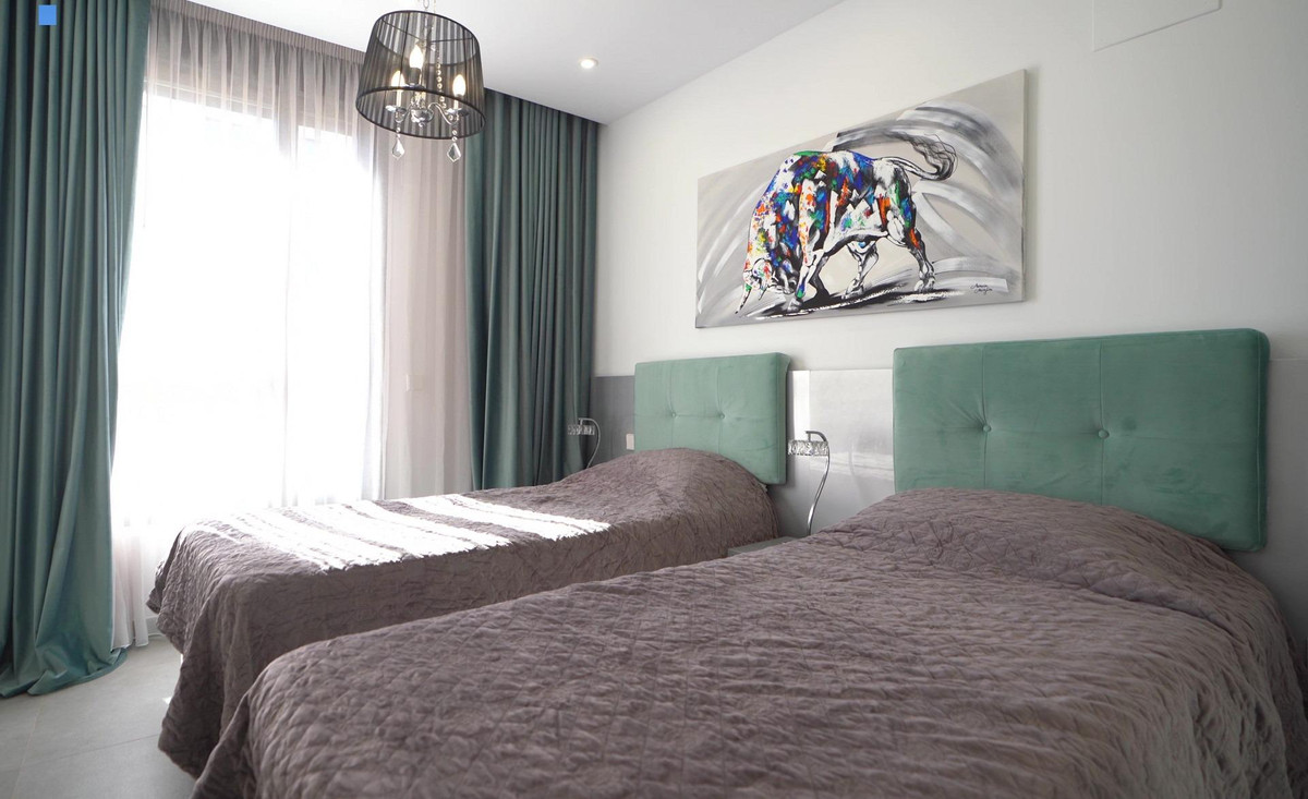 Se vende Dúplex de 4 dormitorios en Costa Blanca, Alicante, España
