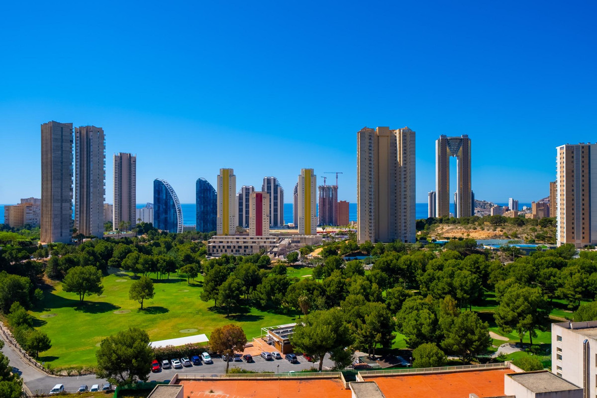 2 Bed Apartment for sale in Benidorm Costa Blanca, Alicante, Spain