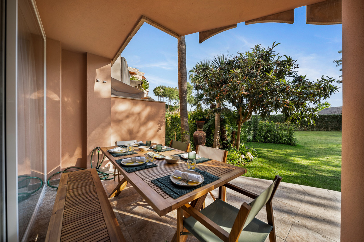 Se vende Apartamento Planta Baja de 3 dormitorios en Costa Del Sol, Málaga, España