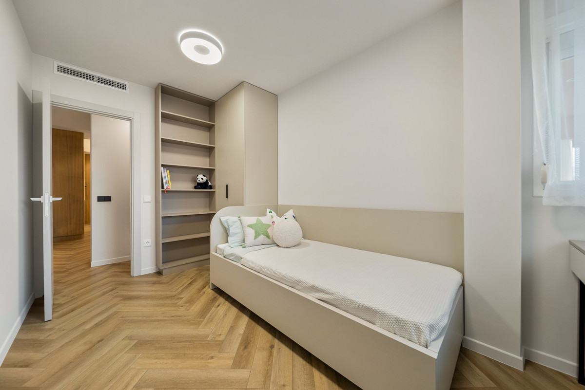 Se vende Apartamento Planta Baja de 3 dormitorios en Costa Del Sol, Málaga, España