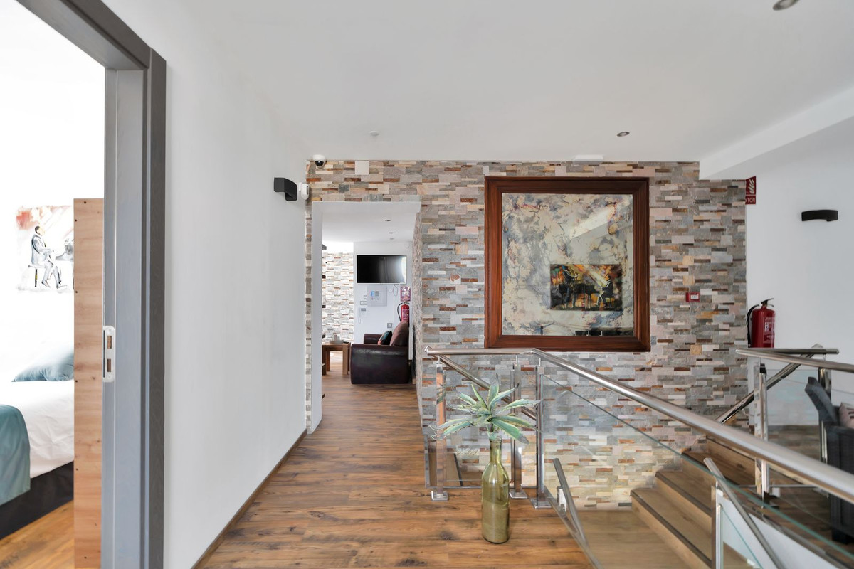 Se vende Villa - Chalet de 16 dormitorios en Costa Del Sol, Málaga, España