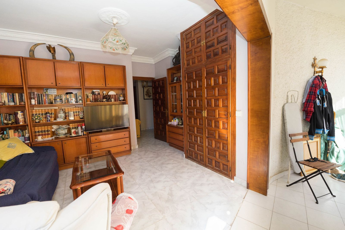 Se vende Apartamento en Planta Última de 2 dormitorios en Costa Del Sol, Málaga, España