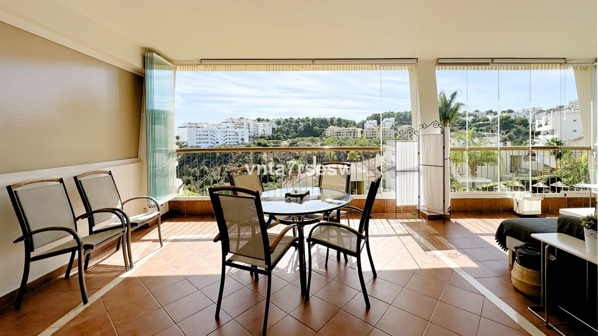 Se vende Apartamento Planta Media de 2 dormitorios en Costa Del Sol, Málaga, España