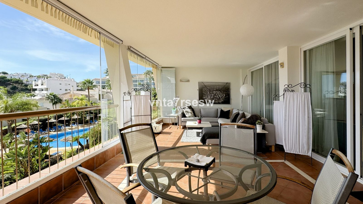 Se vende Apartamento Planta Media de 2 dormitorios en Costa Del Sol, Málaga, España
