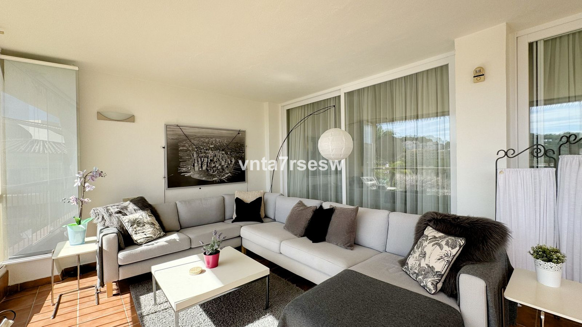 Se vende Apartamento Planta Media de 2 dormitorios en Costa Del Sol, Málaga, España