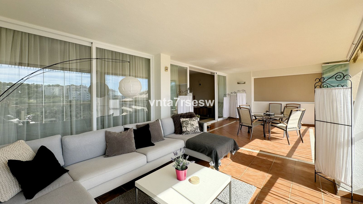 Se vende Apartamento Planta Media de 2 dormitorios en Costa Del Sol, Málaga, España