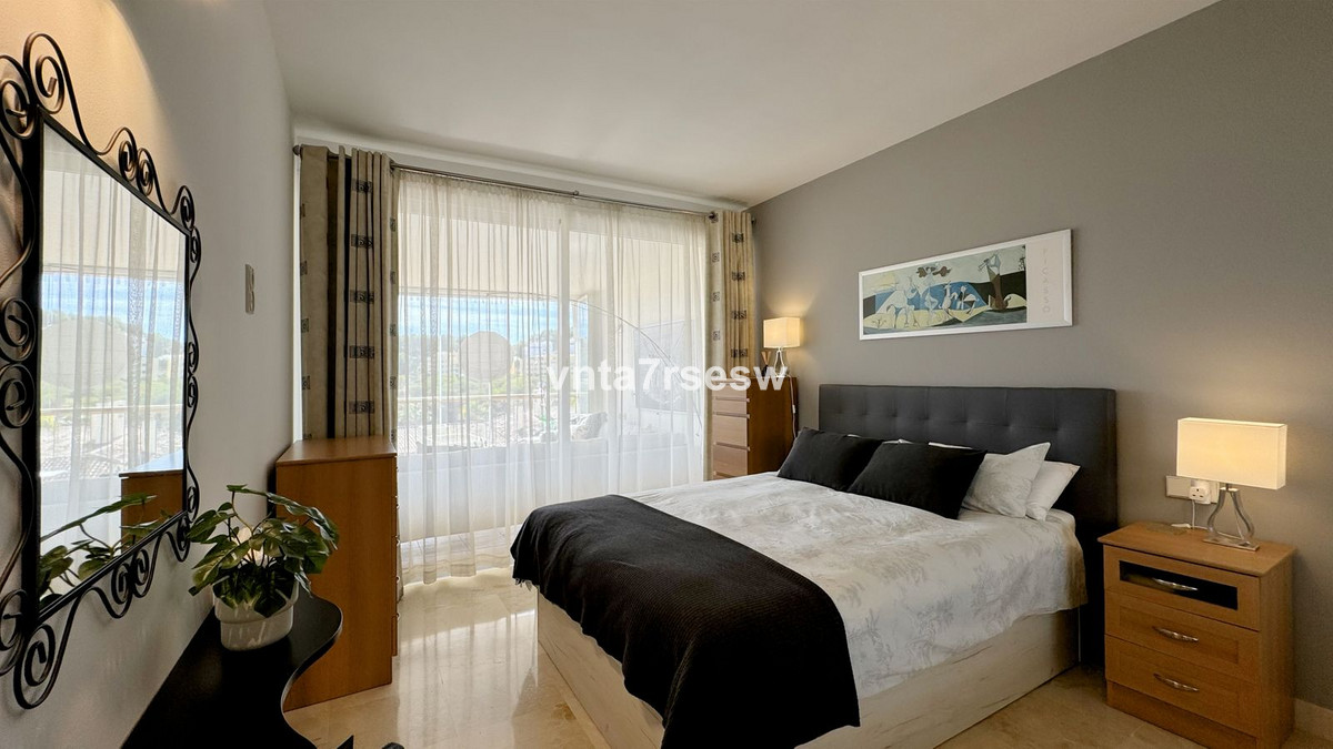 Se vende Apartamento Planta Media de 2 dormitorios en Costa Del Sol, Málaga, España