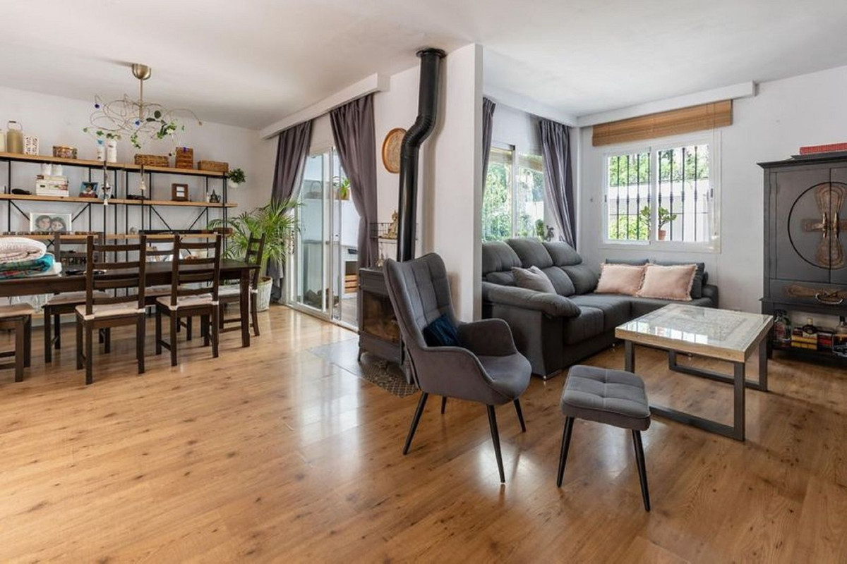 3 Bed Townhouse for sale in Nueva Andalucía Costa Del Sol, Málaga, Spain