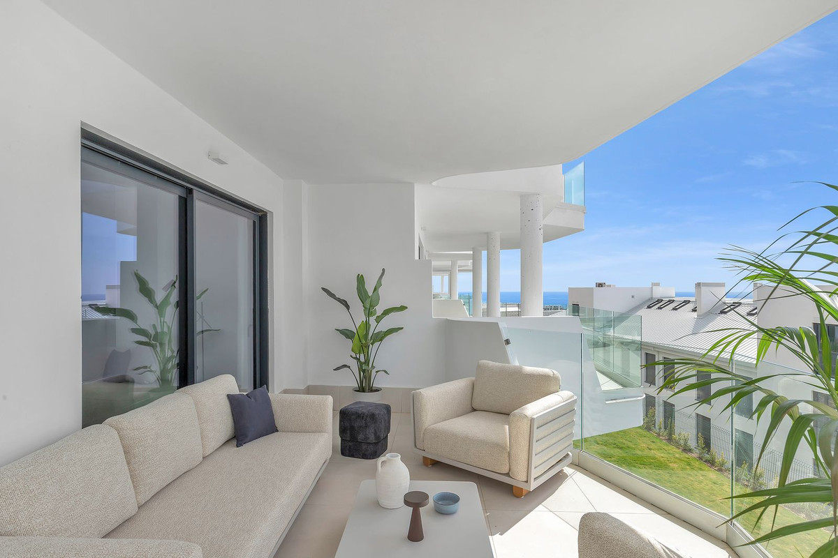 3 Bed Apartment for sale in Fuengirola Costa Del Sol, Málaga, Spain