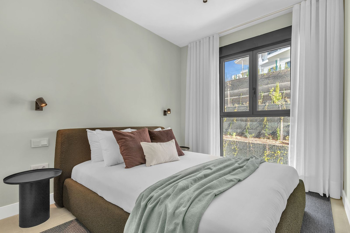 3 Bed Apartment for sale in Fuengirola Costa Del Sol, Málaga, Spain