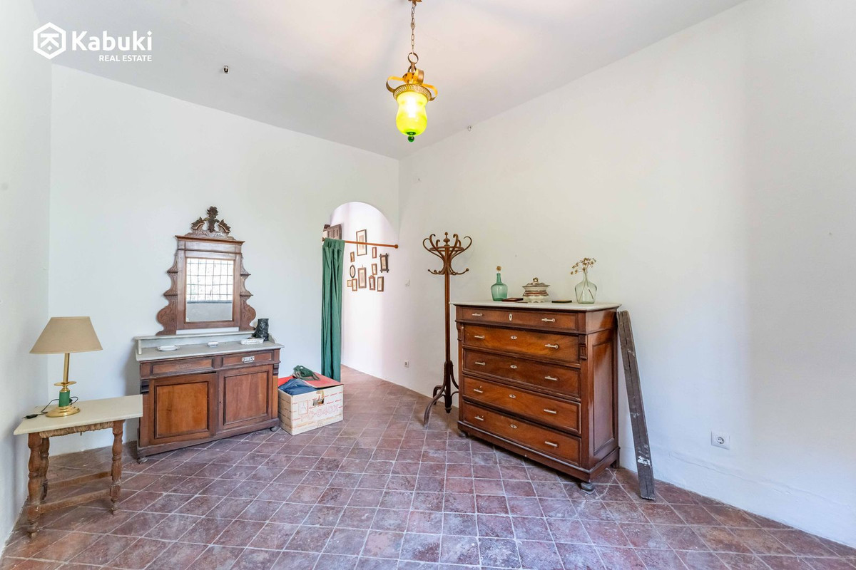 8 Bed Townhouse for sale in Campanillas Málaga Ciudad, Málaga, Spain