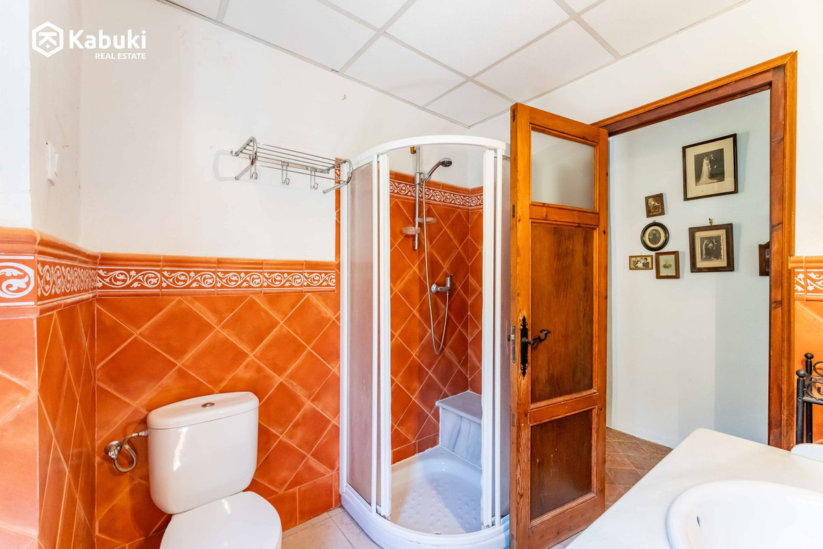 8 Bed Townhouse for sale in Campanillas Málaga Ciudad, Málaga, Spain