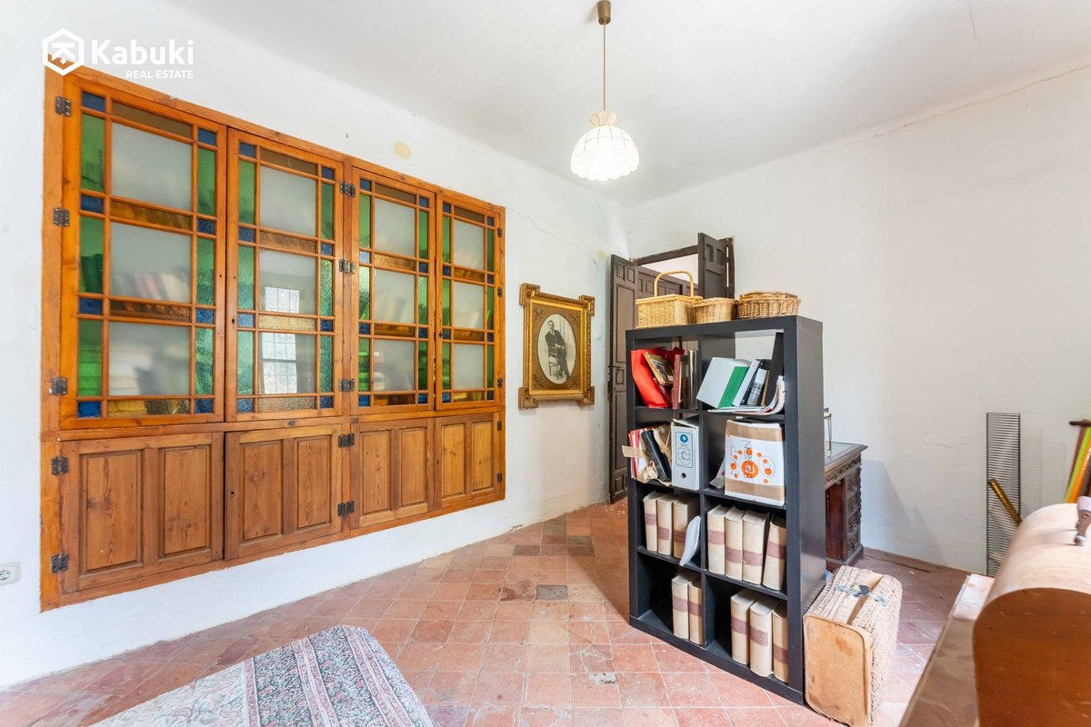 8 Bed Townhouse for sale in Campanillas Málaga Ciudad, Málaga, Spain