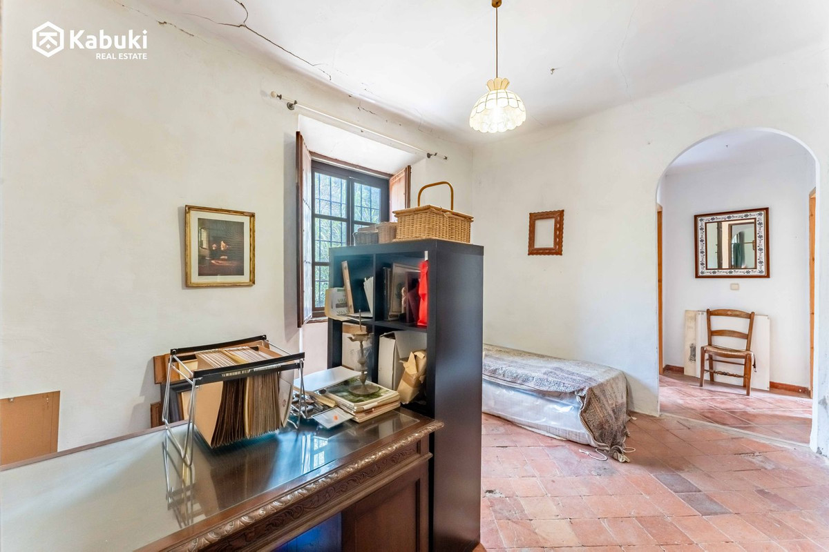 8 Bed Townhouse for sale in Campanillas Málaga Ciudad, Málaga, Spain