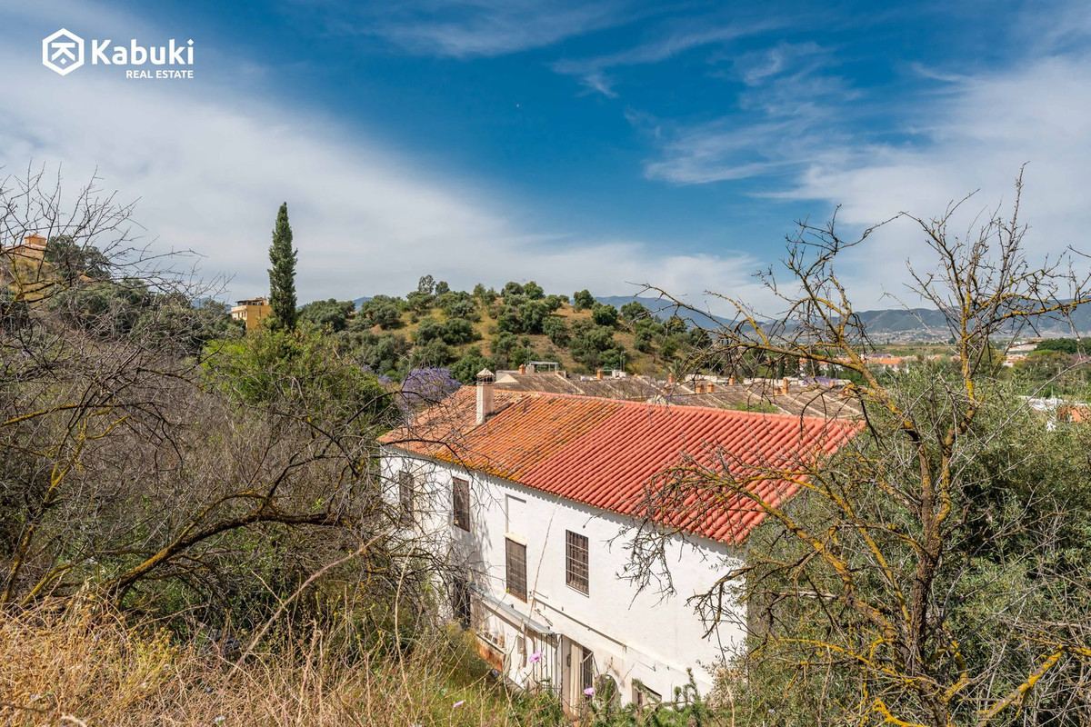 8 Bed Townhouse for sale in Campanillas Málaga Ciudad, Málaga, Spain