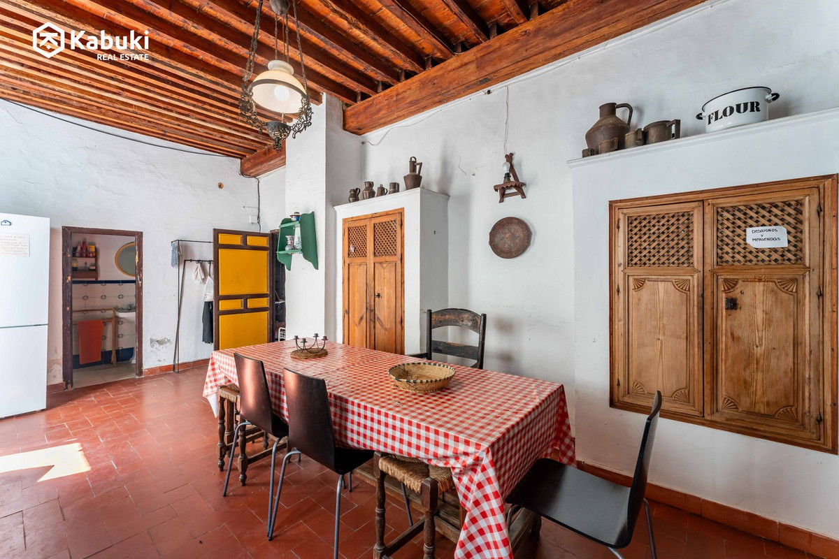 8 Bed Townhouse for sale in Campanillas Málaga Ciudad, Málaga, Spain