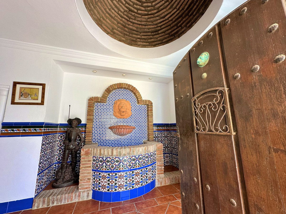 Se vende Villa - Chalet de 3 dormitorios en Costa Del Sol, Málaga, España