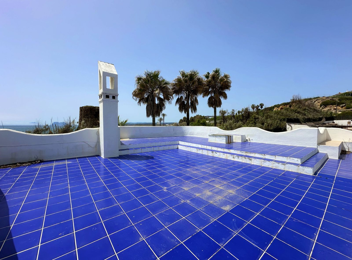 Se vende Villa - Chalet de 3 dormitorios en Costa Del Sol, Málaga, España