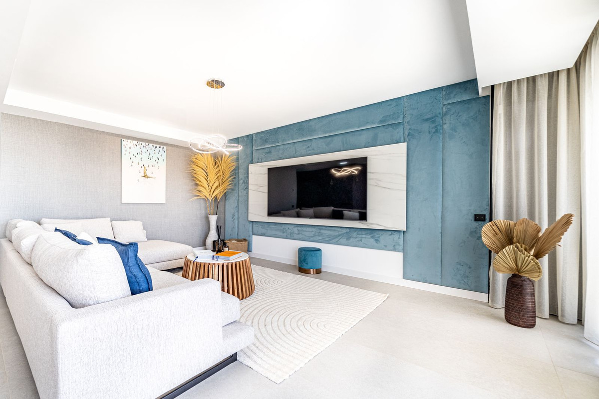 3 Bed Apartment for sale in Altos De Los Monteros Costa Del Sol, Málaga, Spain
