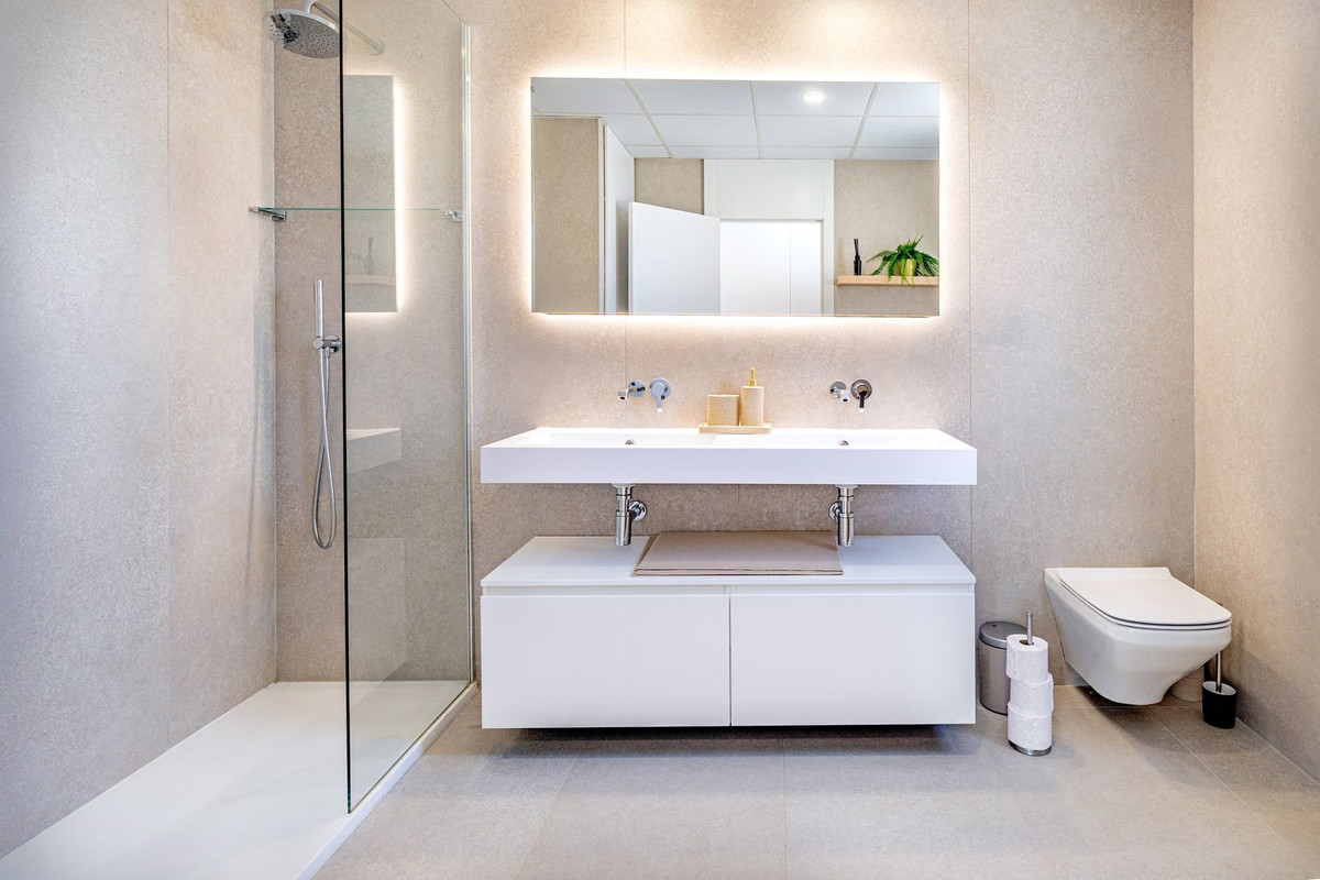 3 Bed Apartment for sale in Altos De Los Monteros Costa Del Sol, Málaga, Spain