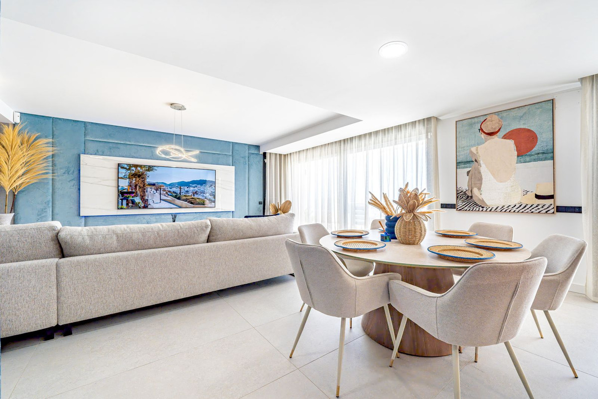 3 Bed Apartment for sale in Altos De Los Monteros Costa Del Sol, Málaga, Spain