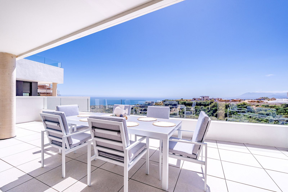 3 Bed Apartment for sale in Altos De Los Monteros Costa Del Sol, Málaga, Spain