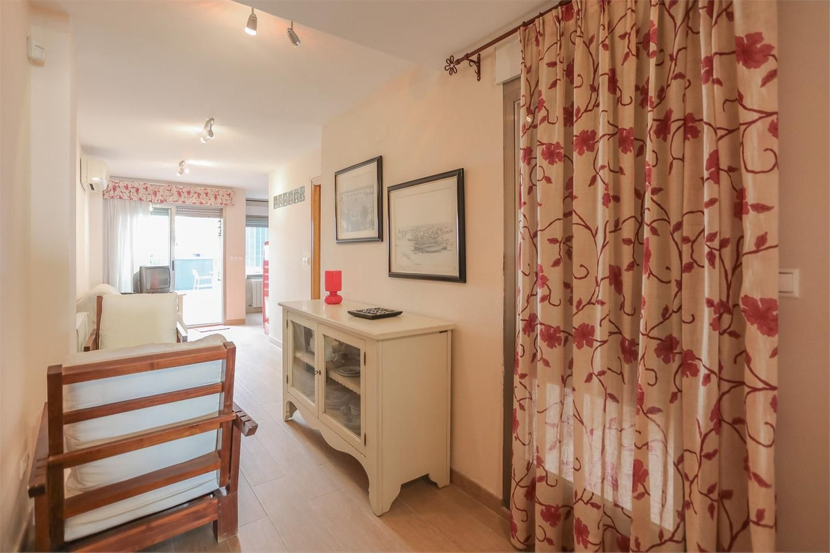 Se vende Apartamento Planta Media de 4 dormitorios en Costa Blanca, Alicante, España