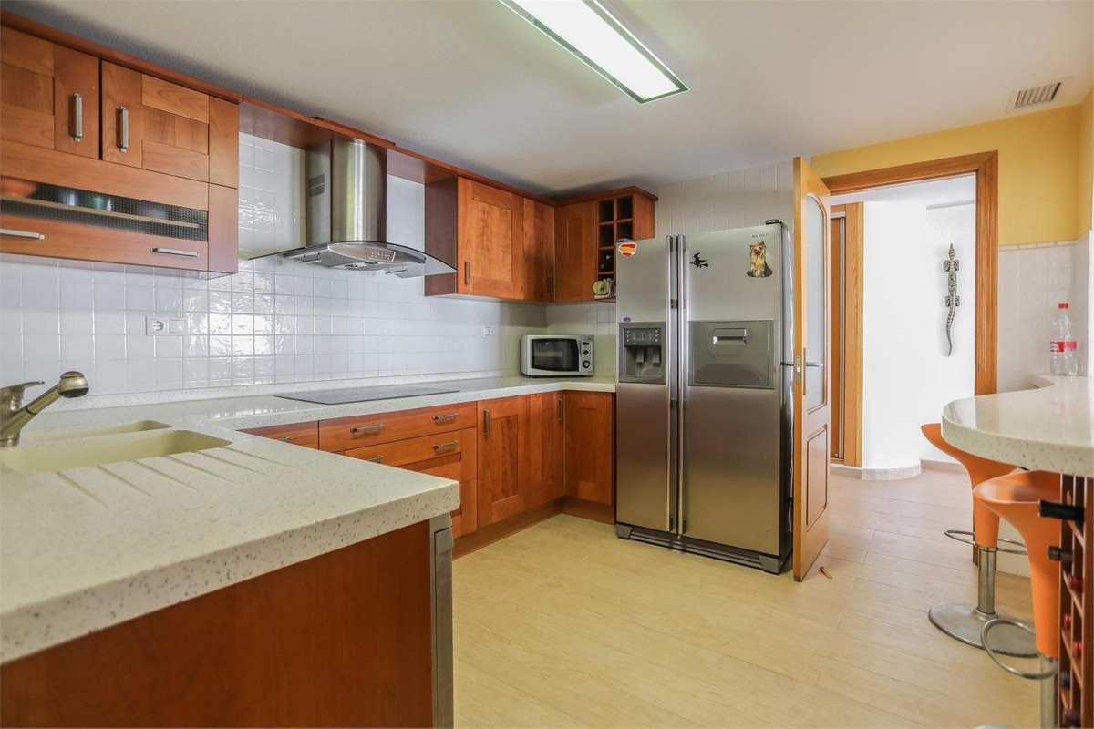 Se vende Apartamento Planta Media de 4 dormitorios en Costa Blanca, Alicante, España