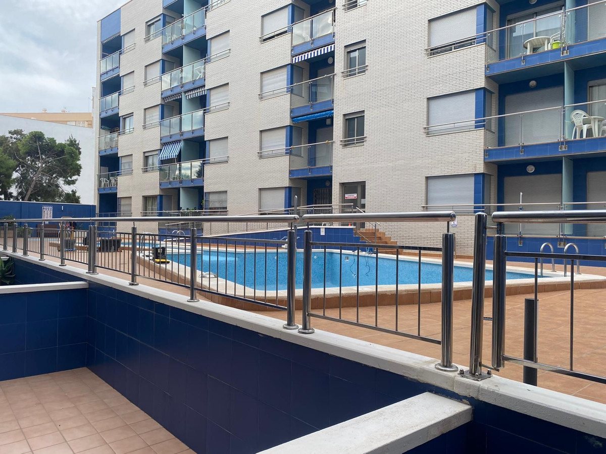 Se vende Apartamento Planta Media de 4 dormitorios en Costa Blanca, Alicante, España