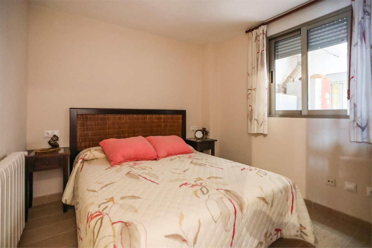 Se vende Apartamento Planta Media de 4 dormitorios en Costa Blanca, Alicante, España