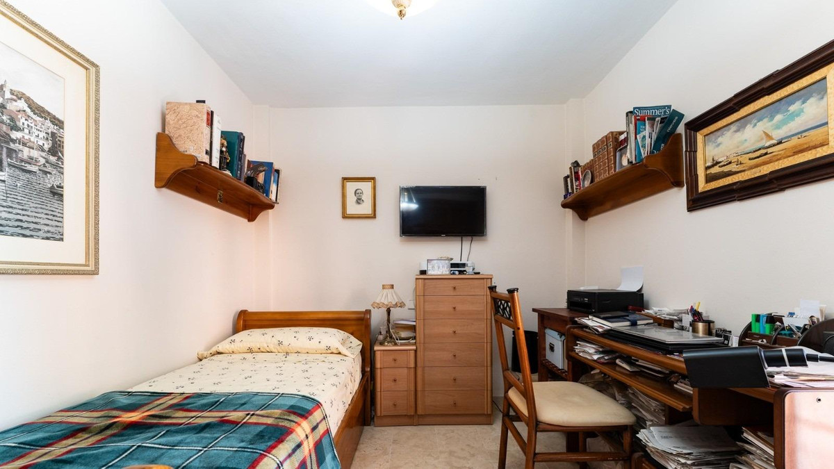 3 Bed Apartment for sale in Los Alamos Costa Del Sol, Málaga, Spain