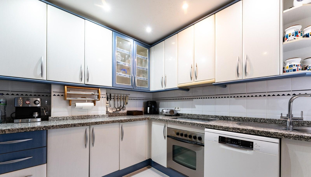 3 Bed Apartment for sale in Los Alamos Costa Del Sol, Málaga, Spain