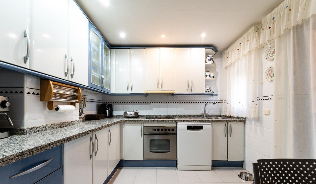 3 Bed Apartment for sale in Los Alamos Costa Del Sol, Málaga, Spain